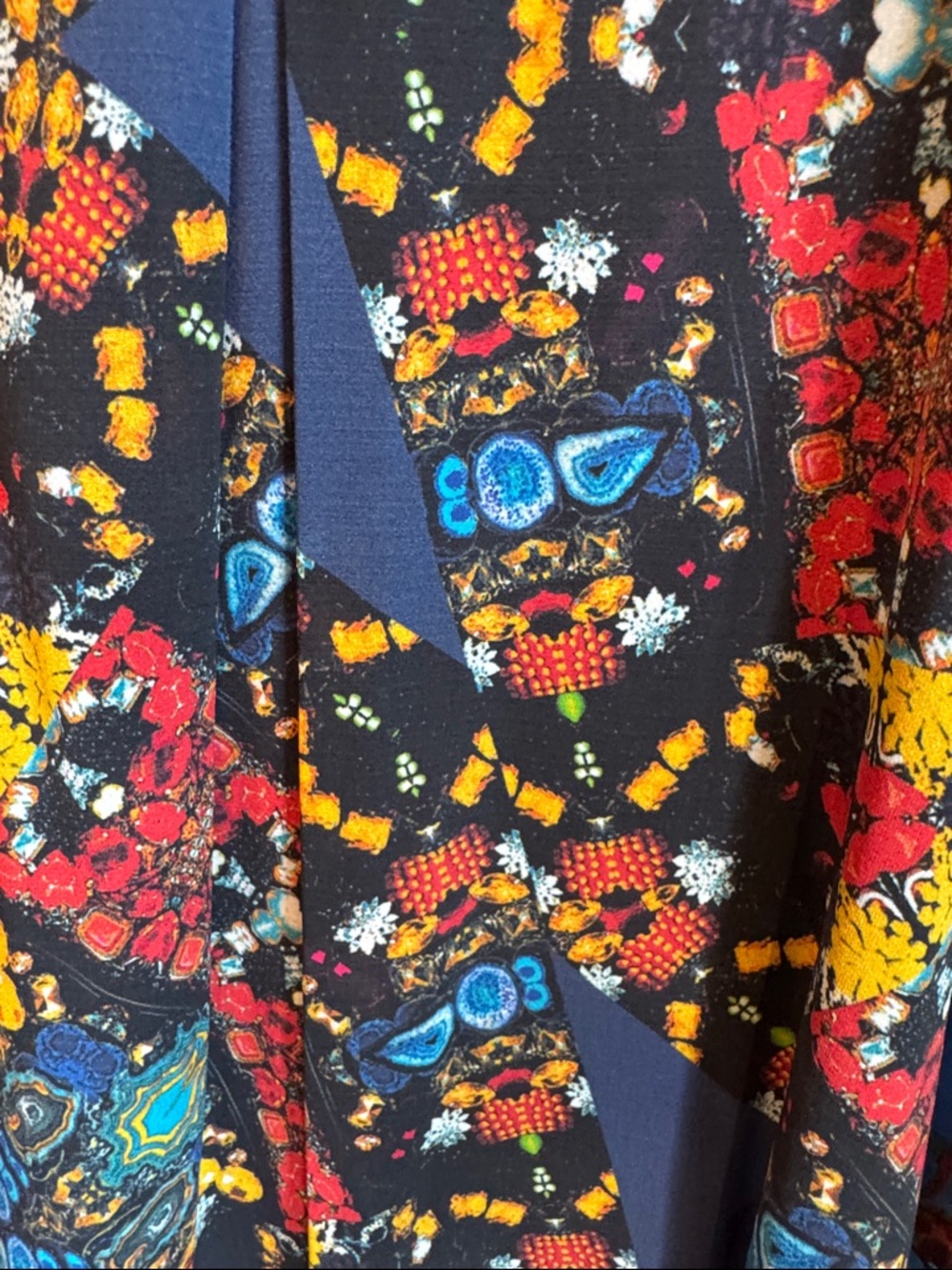 Alice + Olivia Blue Floral Kaleidescope Patchwork Slip Dress - Picture 4 of 7